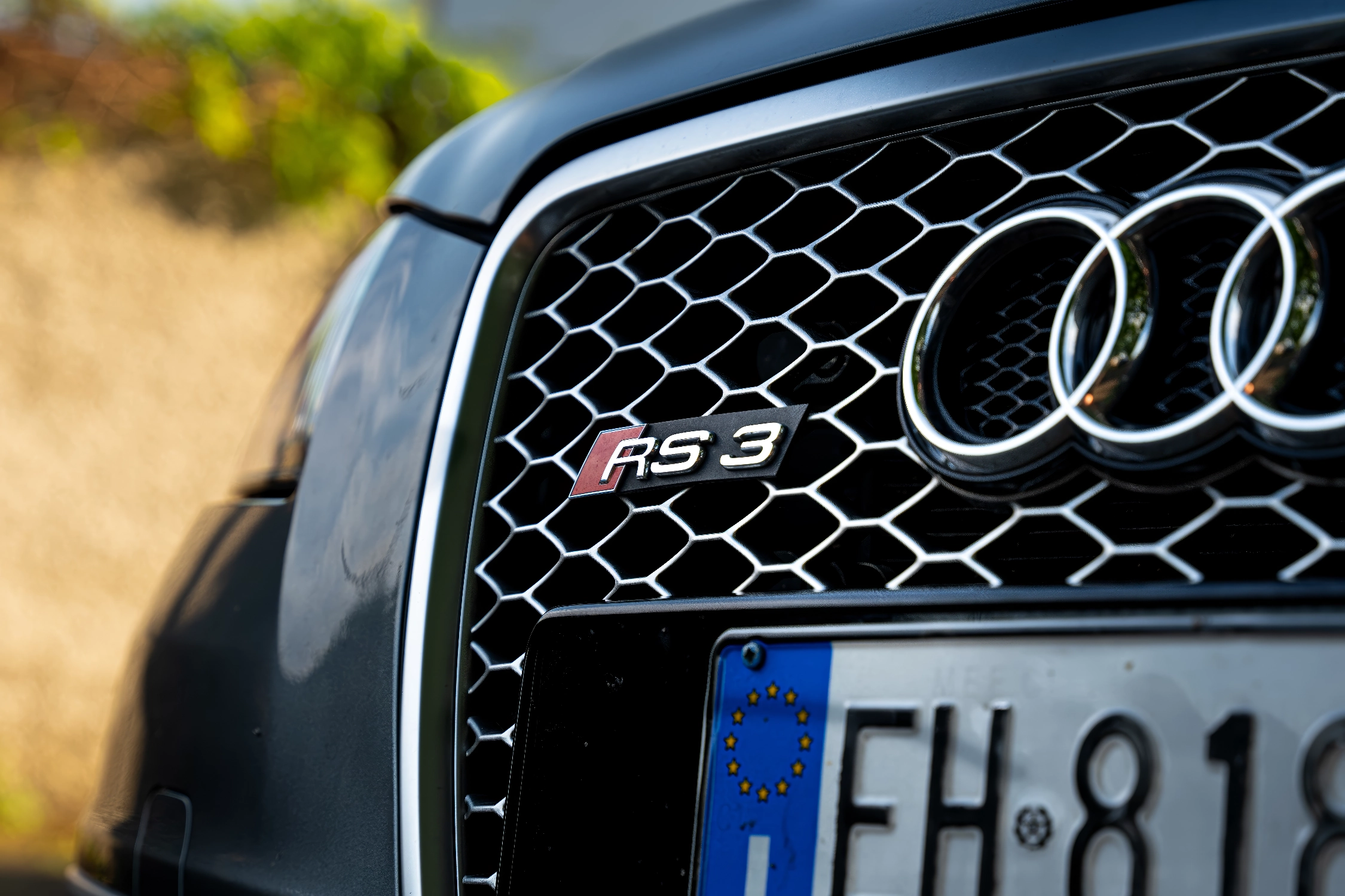 Audi RS3 — Dettaglio design e carrozzeria foto professionale shooting prestazionale automotive